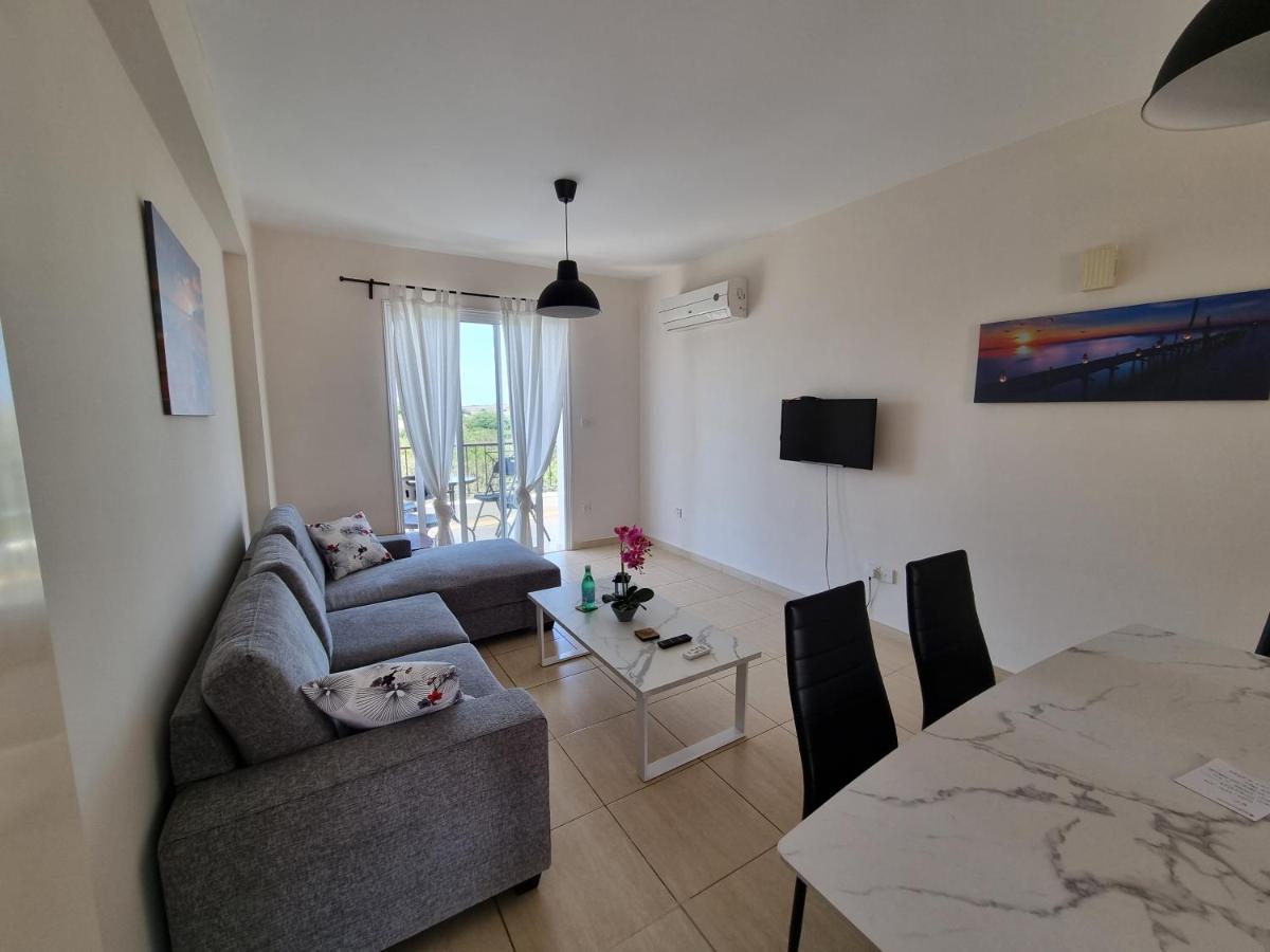 Ancient Paphos - Cozy Place Next To The Sea, Marina, Historical Sites, Buses, Mall, And Market Exteriér fotografie