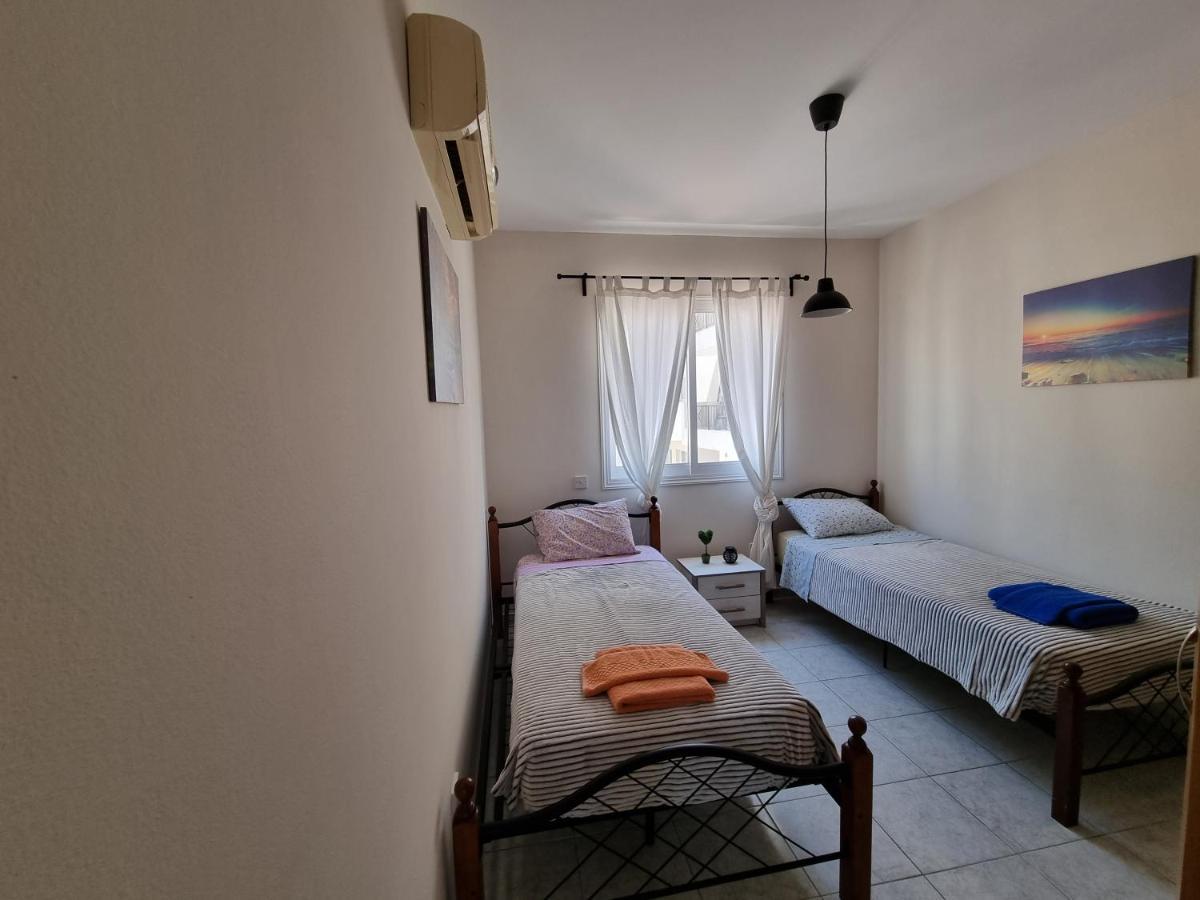 Ancient Paphos - Cozy Place Next To The Sea, Marina, Historical Sites, Buses, Mall, And Market Exteriér fotografie