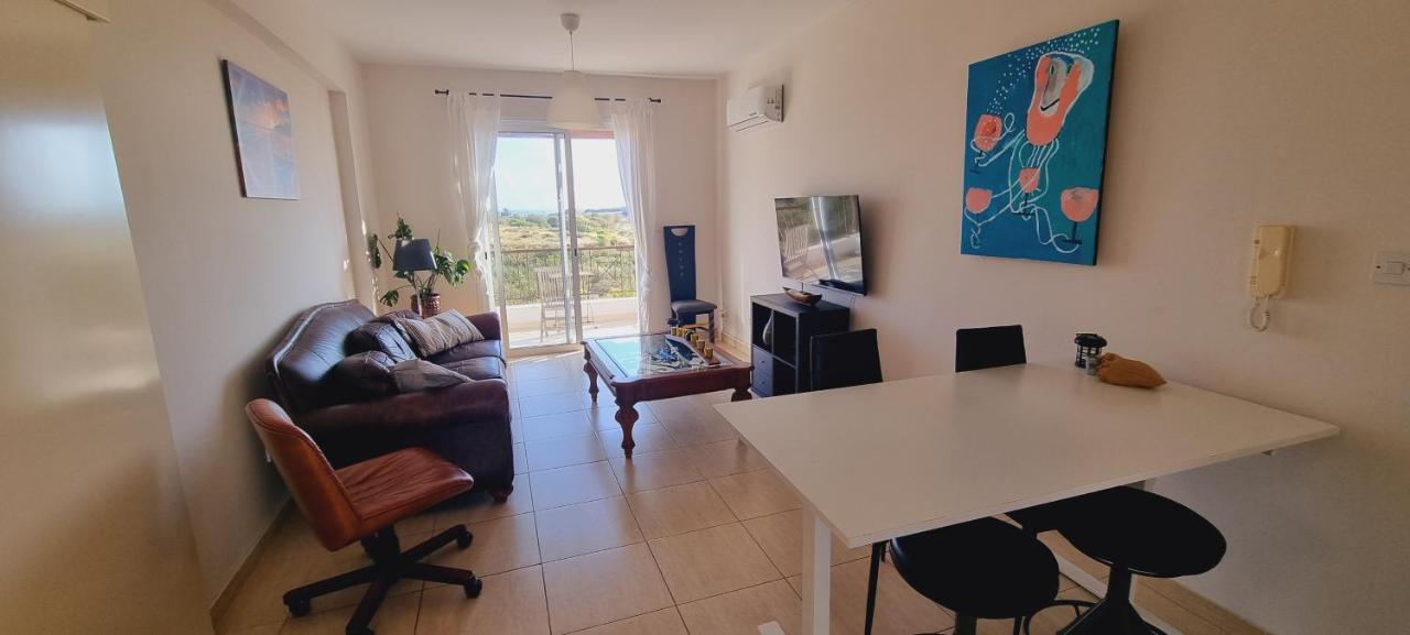 Ancient Paphos - Cozy Place Next To The Sea, Marina, Historical Sites, Buses, Mall, And Market Exteriér fotografie